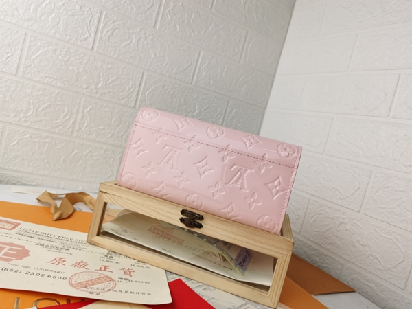 LVコピーウォレット背面デザイン